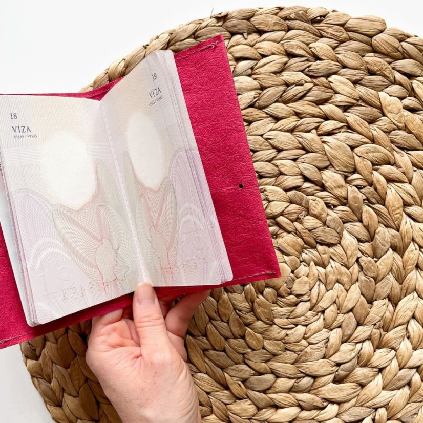 Obal na pas - Barva: Růžová