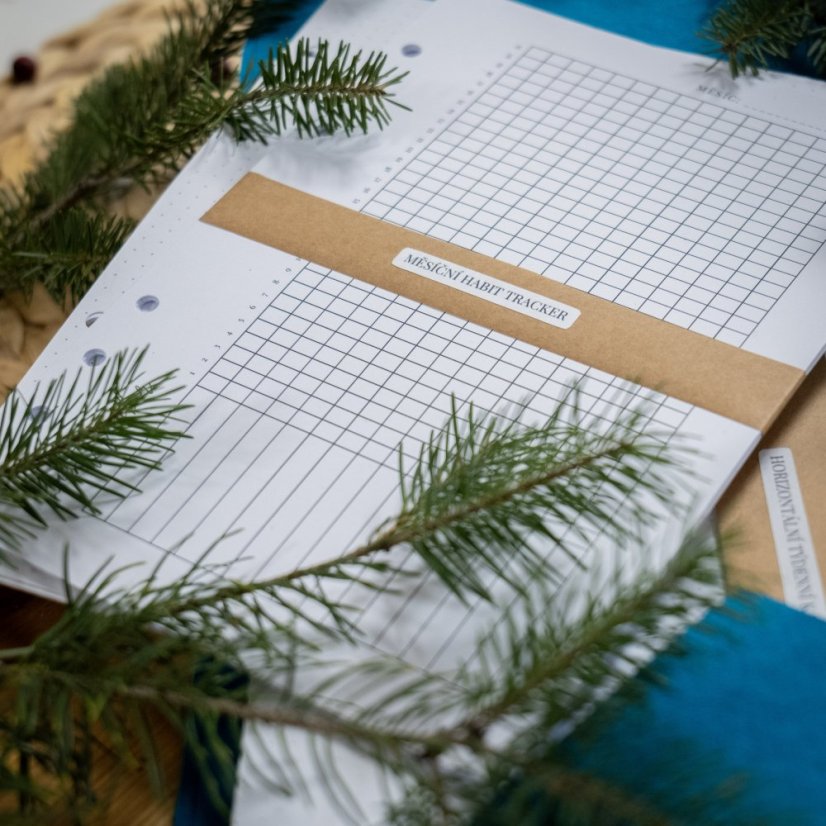 Tyrkysový nedatovaný diář A5