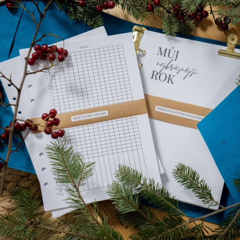 Tyrkysový nedatovaný diář A5